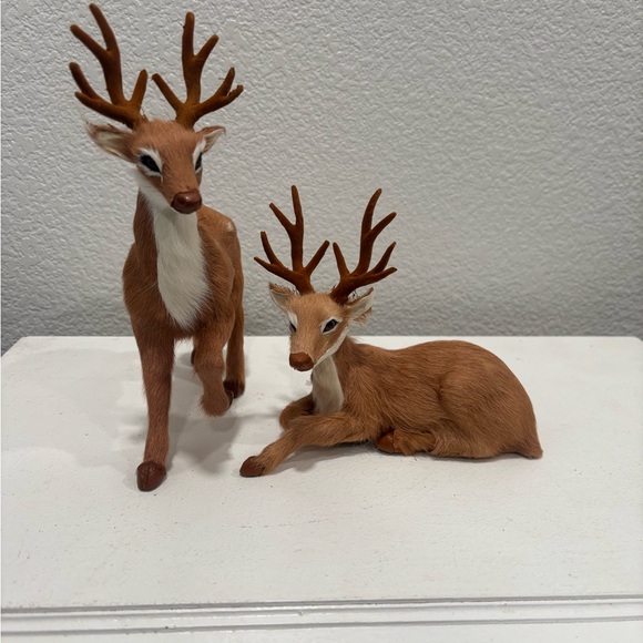 Brown Deer Figurine Set